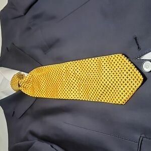 Giovanni Scutaro gold silk tie made in Italy